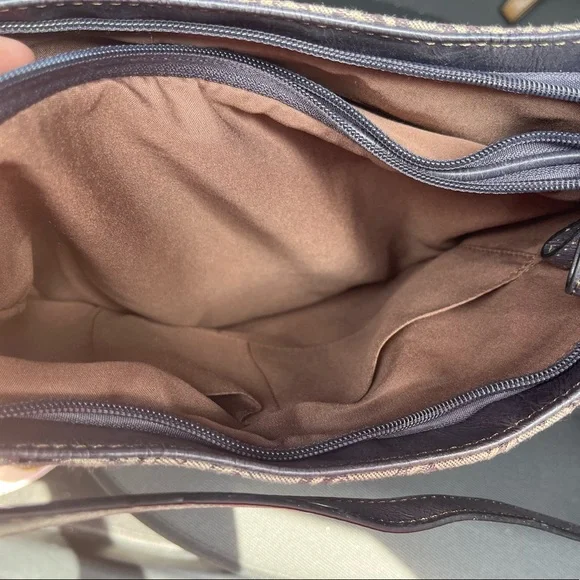 NWT Jaclyn Smith Brown Patterned Handbag with in purse wallet and umbrella - Picture 4 of 5